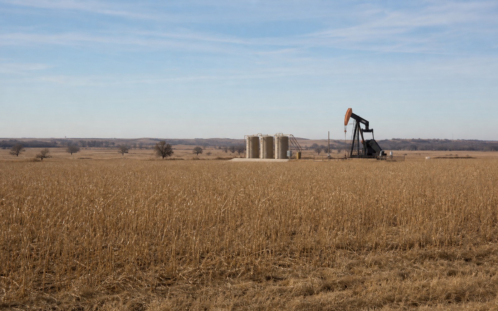 Direct Minerals vs. Royalty Funds